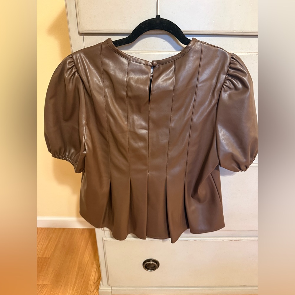 Marc New York Faux Brown Leather Puff Sleeve Top - Picture 7 of 7